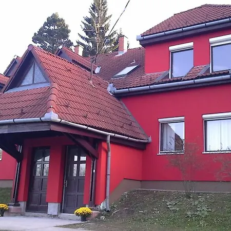 Parrag Panzio Matra